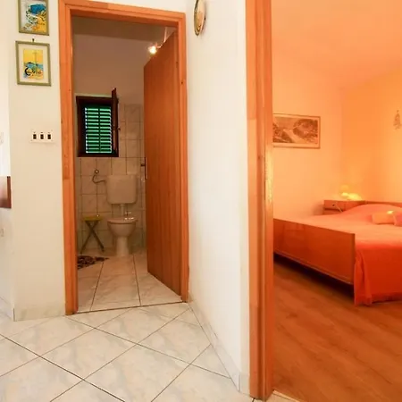 Klementina Apartment *